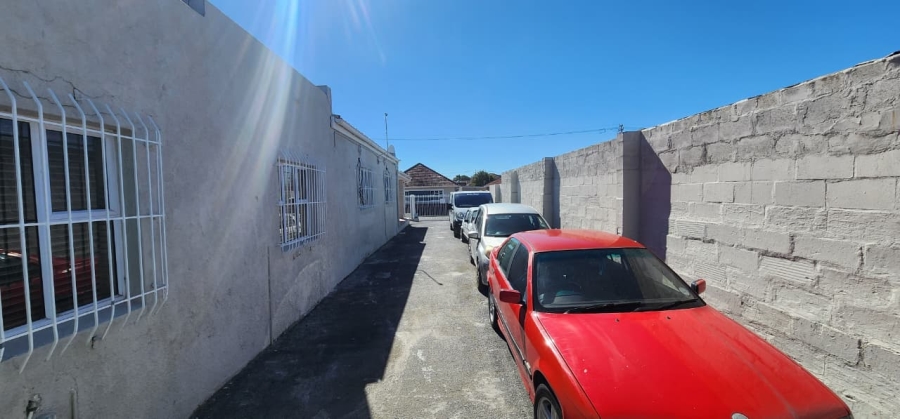 Commercial Property for Sale in Heathfield Western Cape